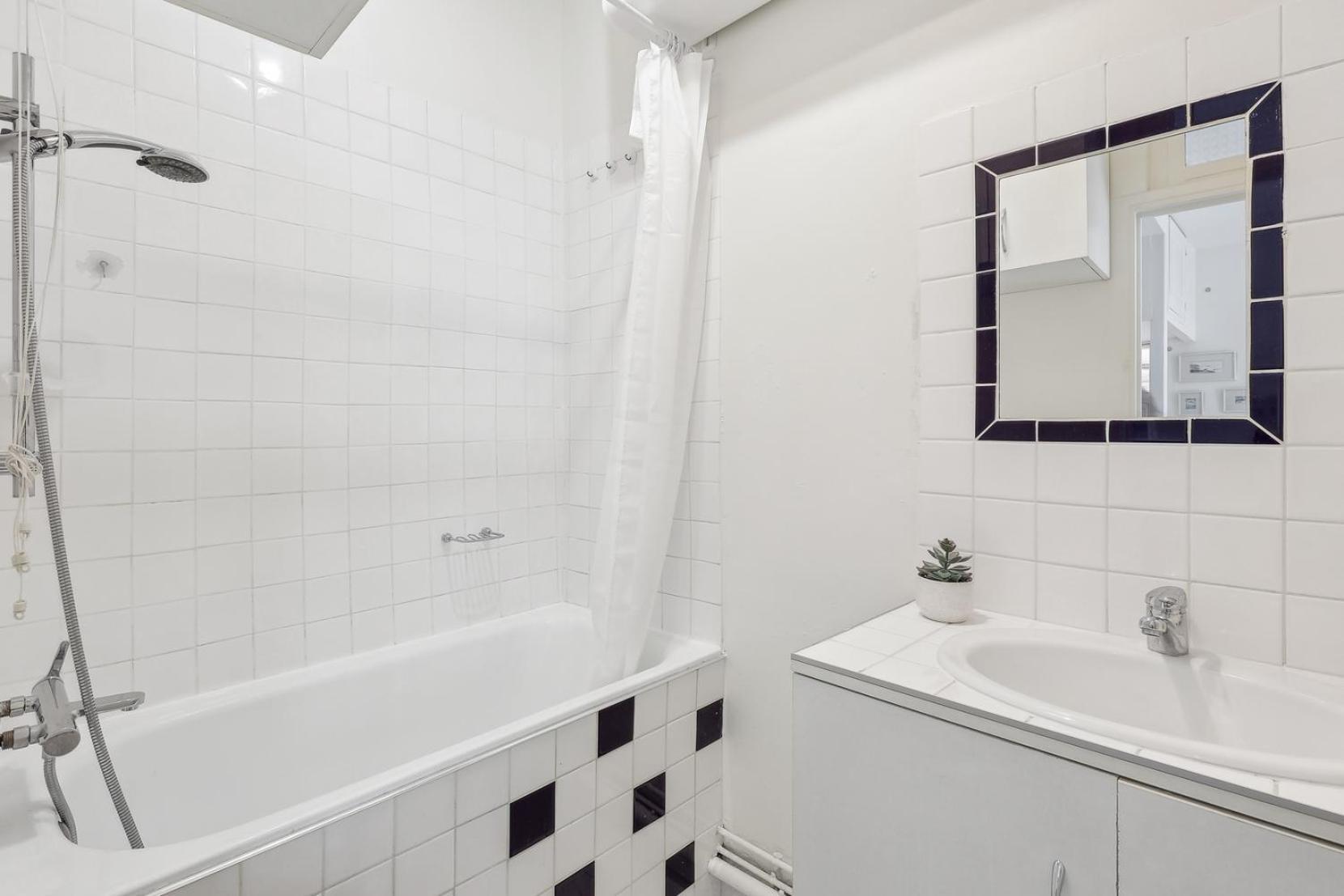 Pantheon & Latin Quarter - Cityapartmentstay Paris Exterior photo